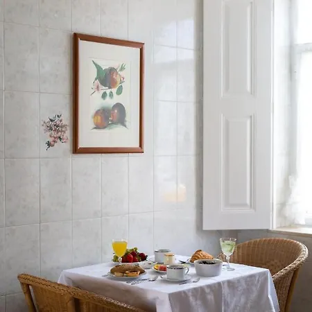 Alojamento de Acomodação e Pequeno-almoço Casa D'oliveira