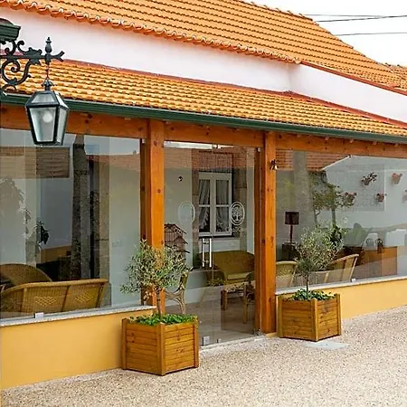 Casa D'oliveira Alojamento de Acomodação e Pequeno-almoço 4*