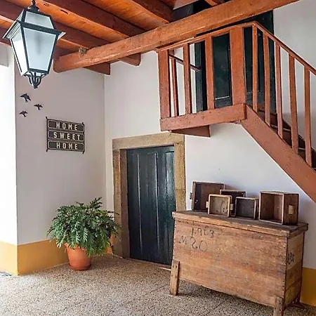 Casa D'oliveira אבאירו