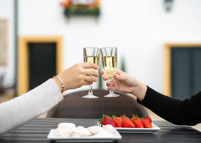 לינה וארוחת בוקר Casa D'oliveira אבאירו