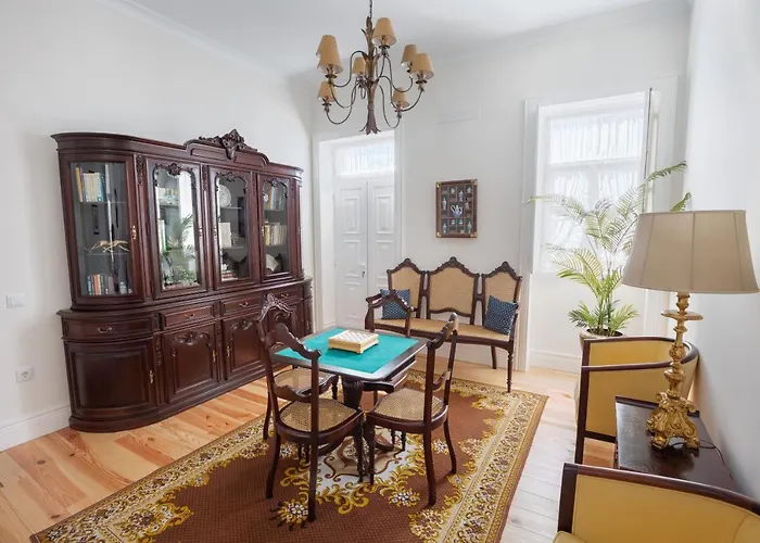 Casa D'oliveira אבאירו